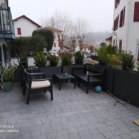 Appartement Rez De Chaussee 2 Chambres Avec Terrasse Cambo-les-Bains Zewnętrze zdjęcie